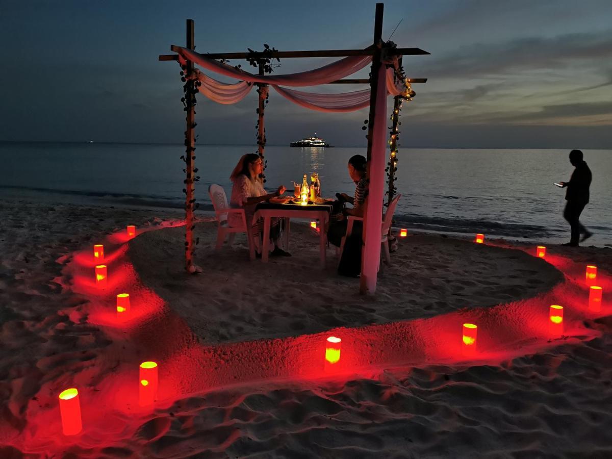 Blue Water Thoddoo Inn Exterior foto